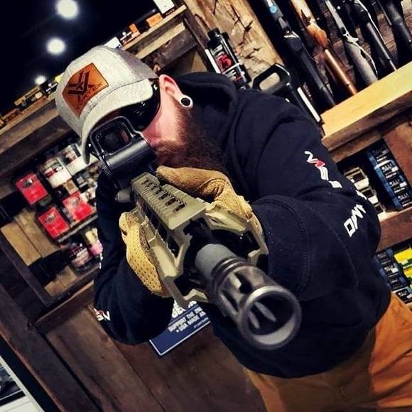 Meet your Posher, Cody - Picture 1 of 1